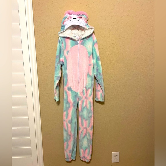 Sloth Fur Onesies - Picture 1 of 2